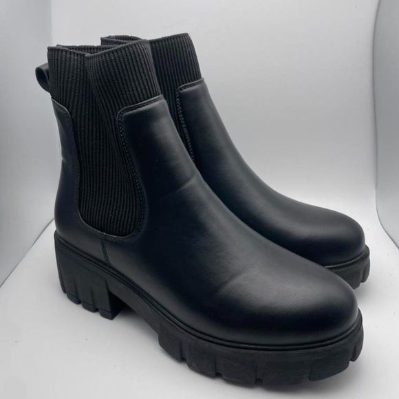 CUSHIONAIRE Women's STRETCH slip on Chelsea boot BLACK 7.5 - Picture 1 of 6